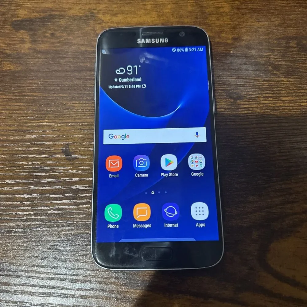 Samsung Galaxy S7 SM-G930V 32GB Onyx Black look at photos for condition